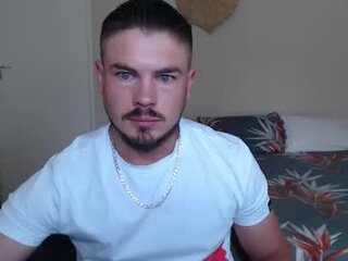 blueeyeboy0