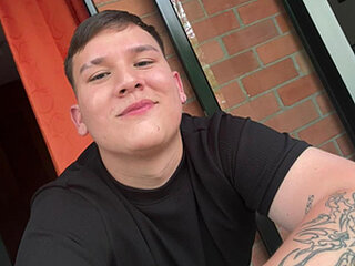 damian_miller7