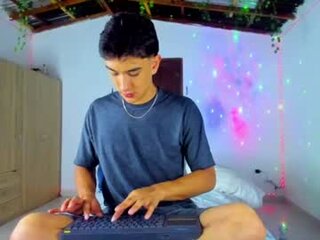 ryan_valentine17