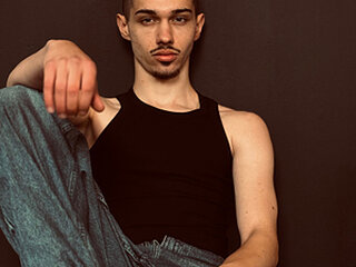 Uncut Men