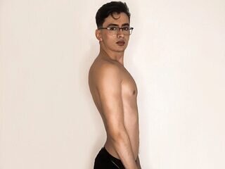 Aaron Tate