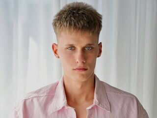 Finn Hale