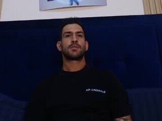 maximo_stonn