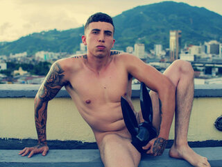 Adam_Hudsond