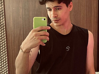 Tommy_carlos