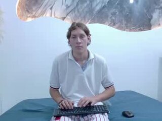 liamcarter__