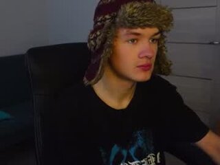 chris_holt