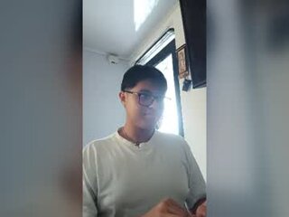 shy_damian_