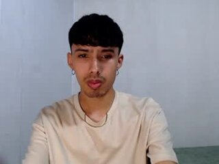 alexis21_